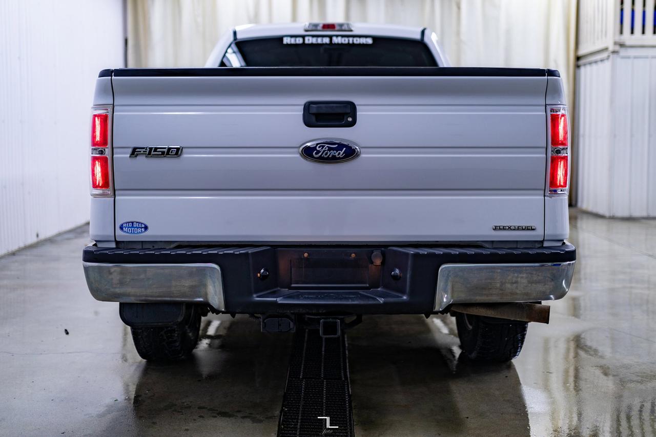 2011 Ford F-150 4x4 Super Crew XLT Longbox Red Deer AB