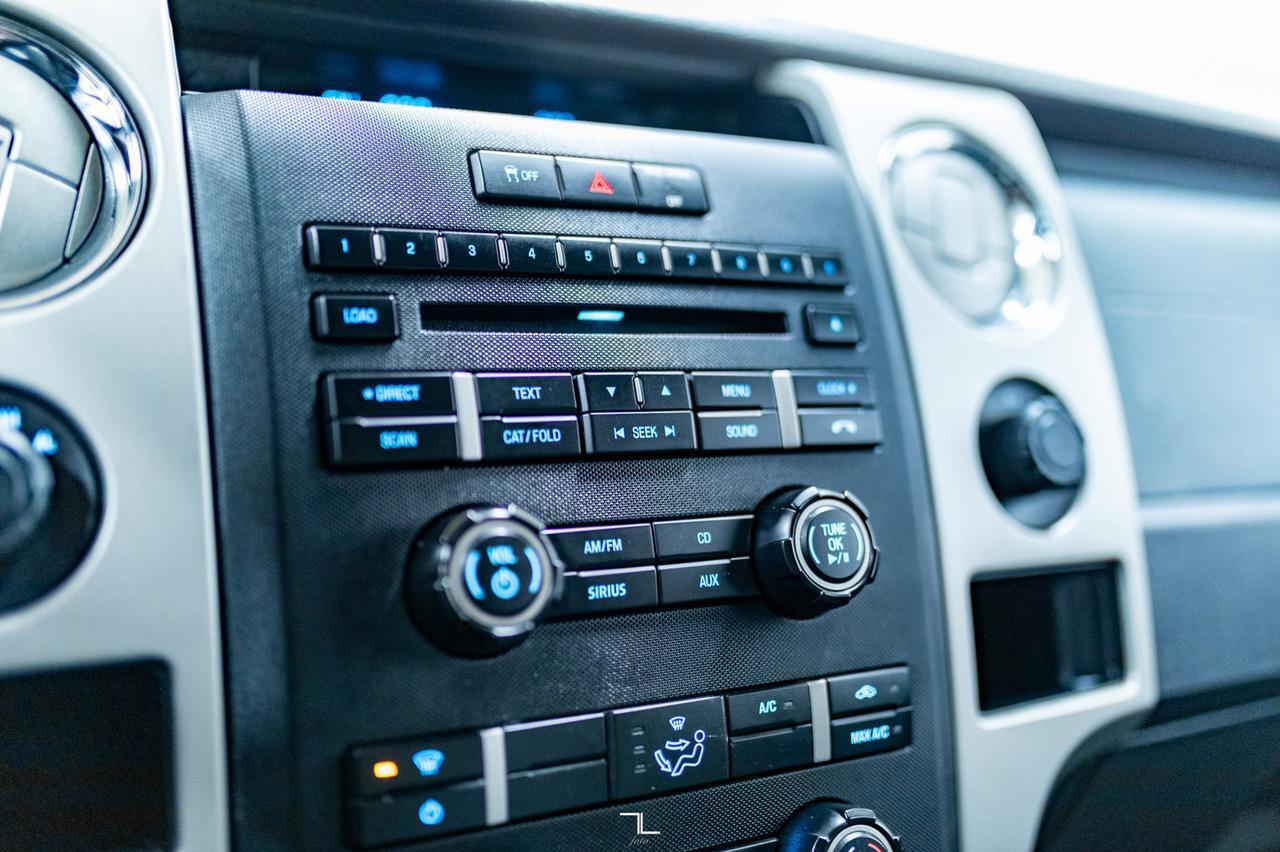 2011 Ford F-150 4x4 Super Crew XLT Longbox Red Deer AB