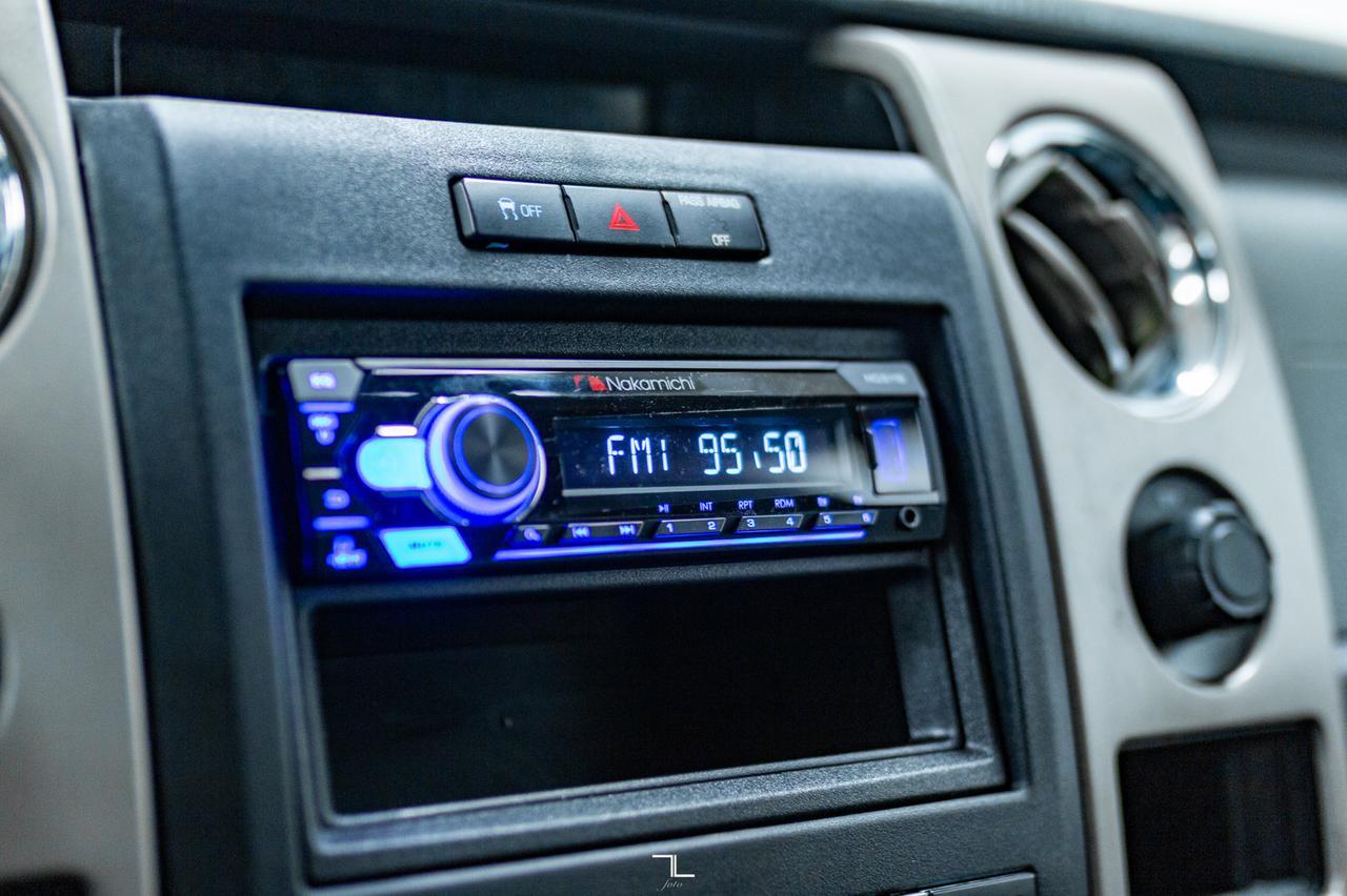 2011 Ford F-150 4x4 Super Crew XLT PSeat Red Deer AB