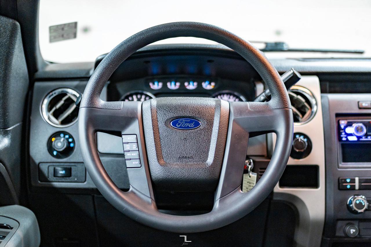 2011 Ford F-150 4x4 Super Crew XLT PSeat Red Deer AB