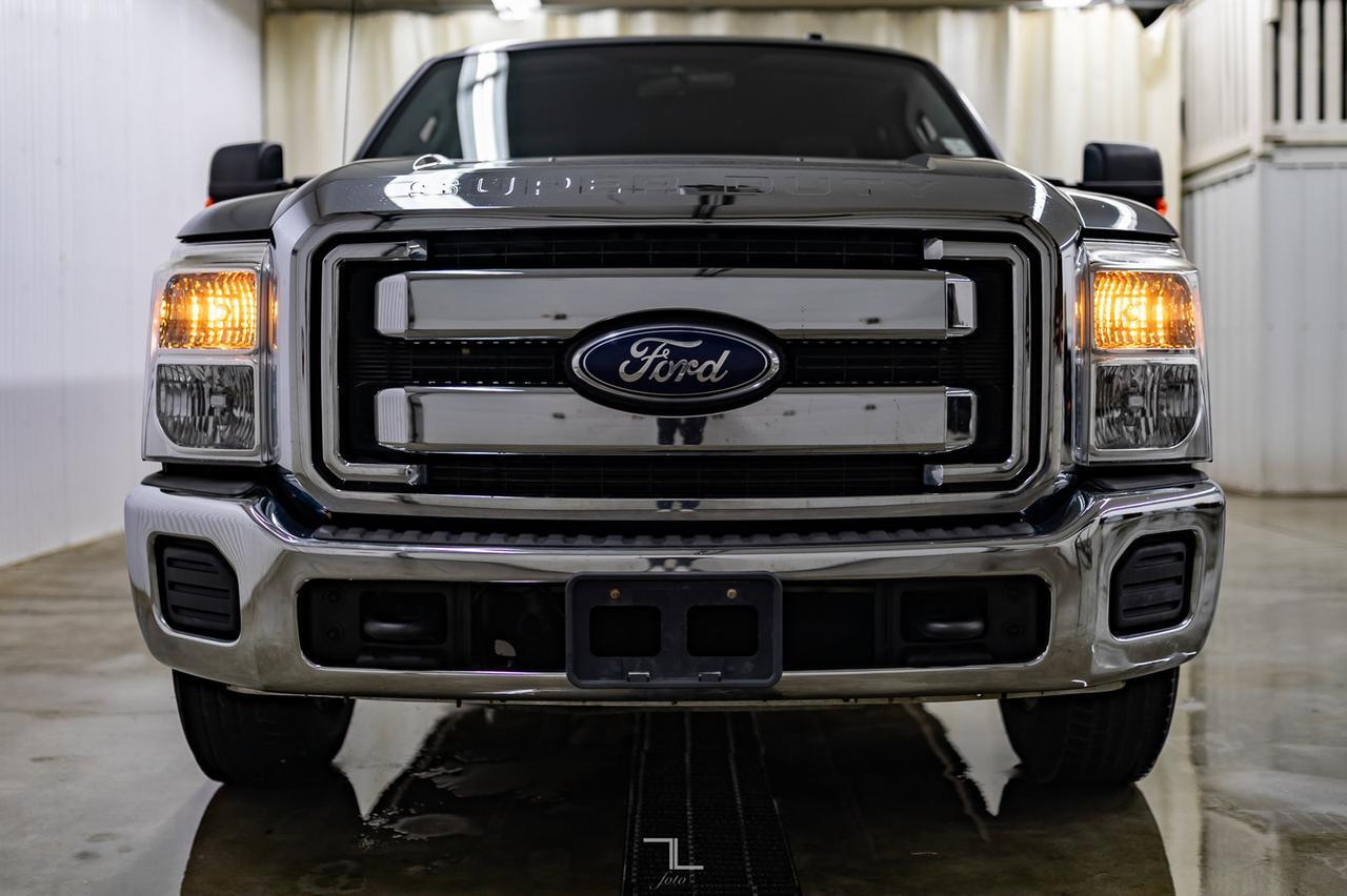 2011 Ford F-250 4x2 Crew Cab XLT Longbox Diesel Topper Red Deer AB