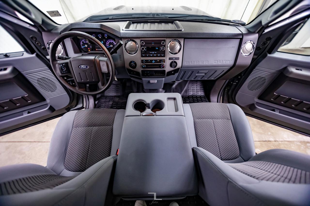 2011 Ford F-250 4x2 Crew Cab XLT Longbox Diesel Topper Red Deer AB