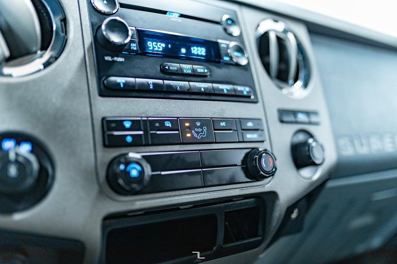 2011 Ford F-250 4x2 Crew Cab XLT PSeat Red Deer AB