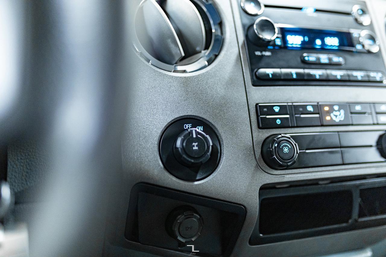 2011 Ford F-250 4x2 Crew Cab XLT PSeat Red Deer AB