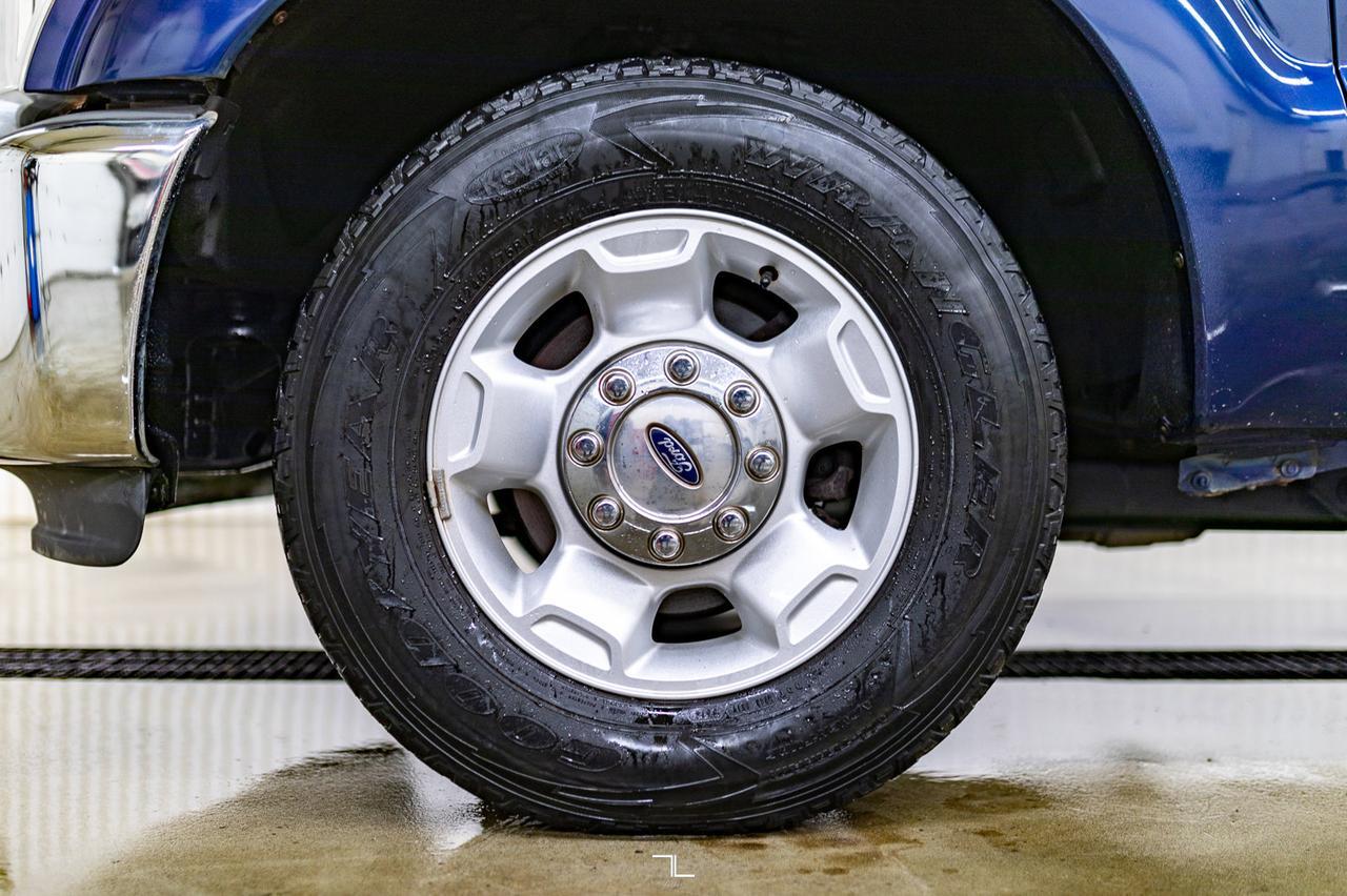 2011 Ford F-250 4x2 Crew Cab XLT PSeat Red Deer AB