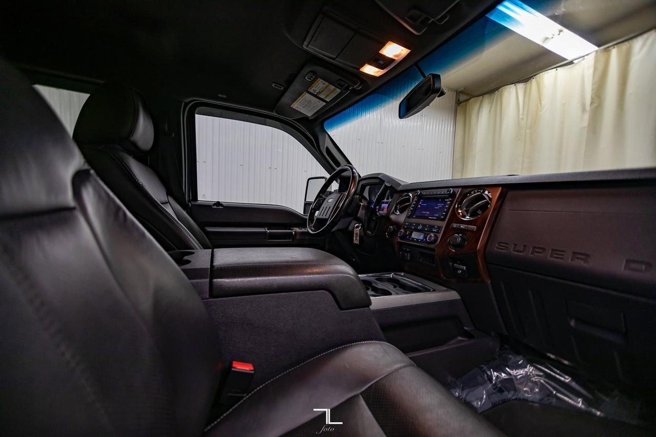2011 Ford F-250 4x4 Crew Cab Lariat FX4 Leather Nav BCam Red Deer AB