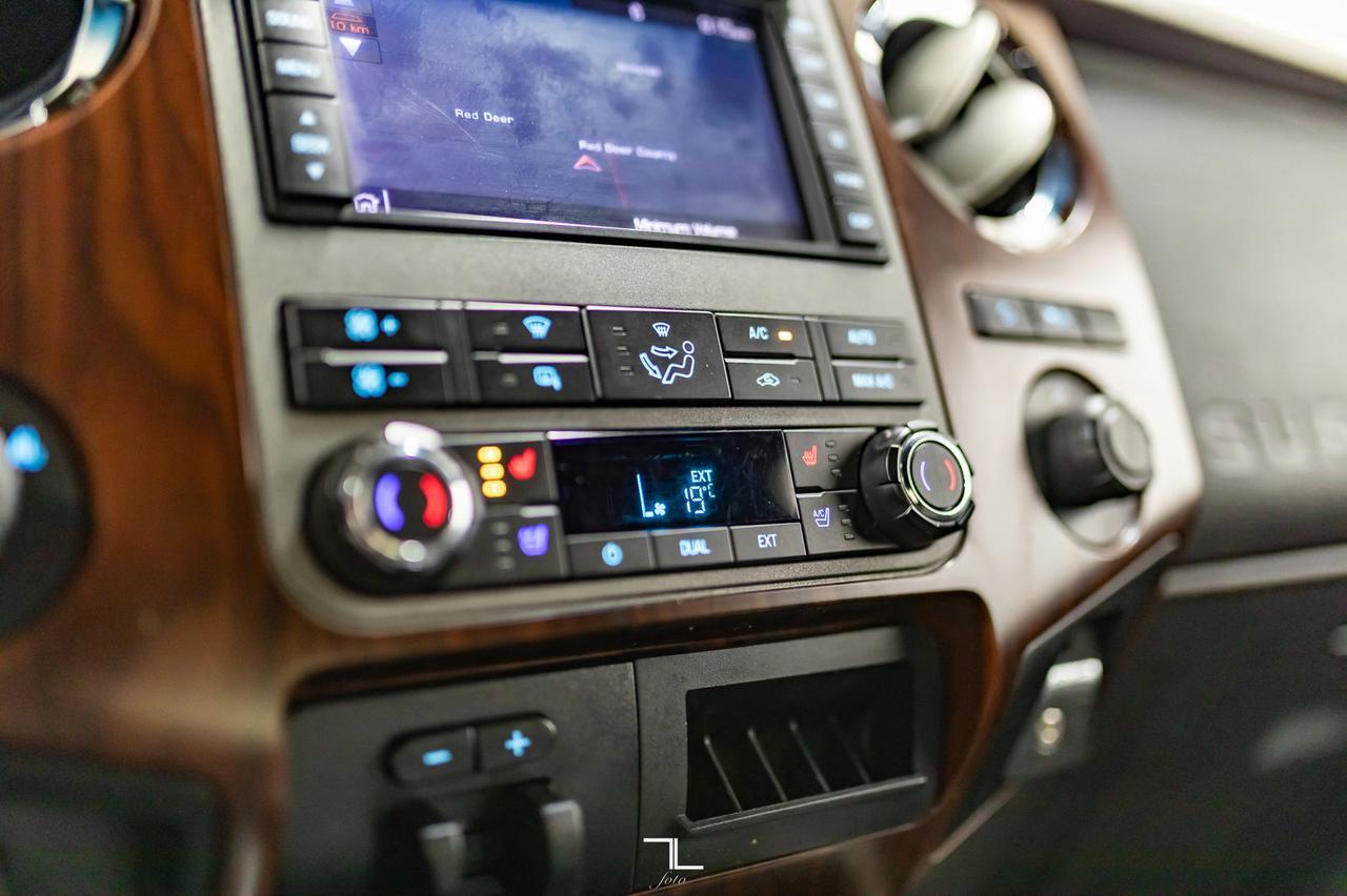 2011 Ford F-250 4x4 Crew Cab Lariat FX4 Leather Nav BCam Red Deer AB