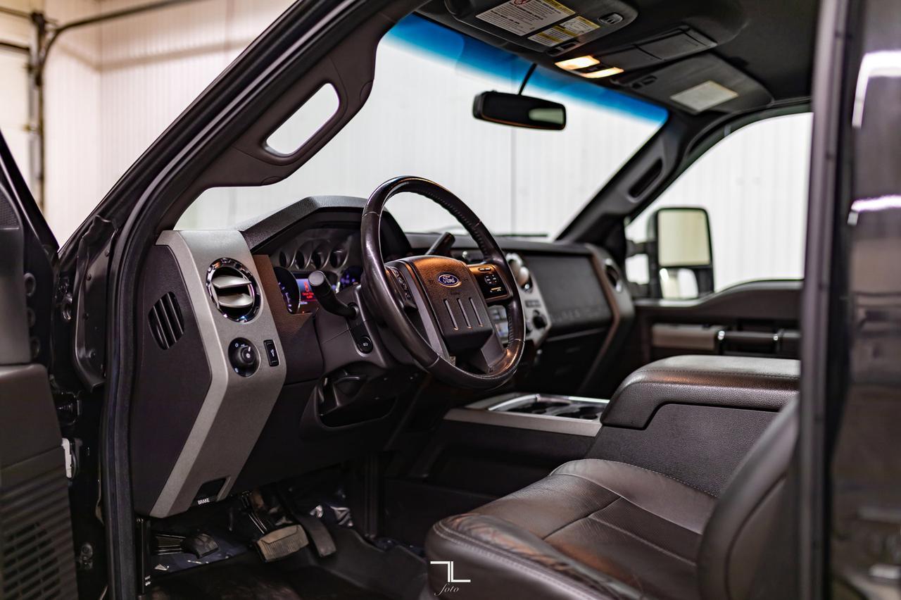 2011 Ford F-250 4x4 Crew Cab Lariat FX4 Leather Nav BCam Red Deer AB