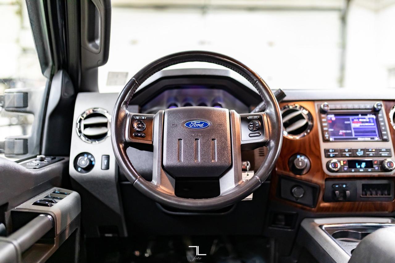 2011 Ford F-250 4x4 Crew Cab Lariat FX4 Leather Nav BCam Red Deer AB