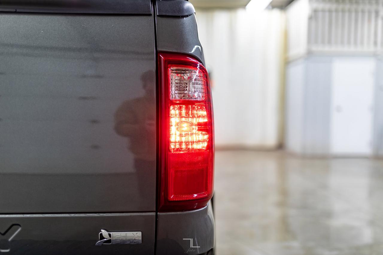 2011 Ford F-250 4x4 Crew Cab XLT FX4 BCam Red Deer AB