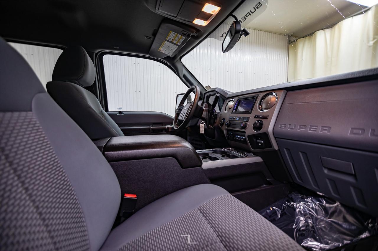 2011 Ford F-250 4x4 Crew Cab XLT FX4 BCam Red Deer AB