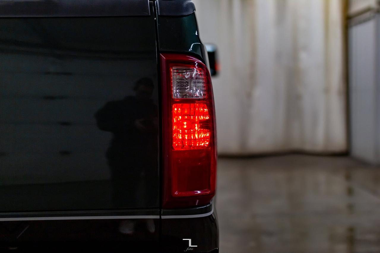 2011 Ford F-250 4x4 Crew Cab XLT Longbox Diesel Red Deer AB