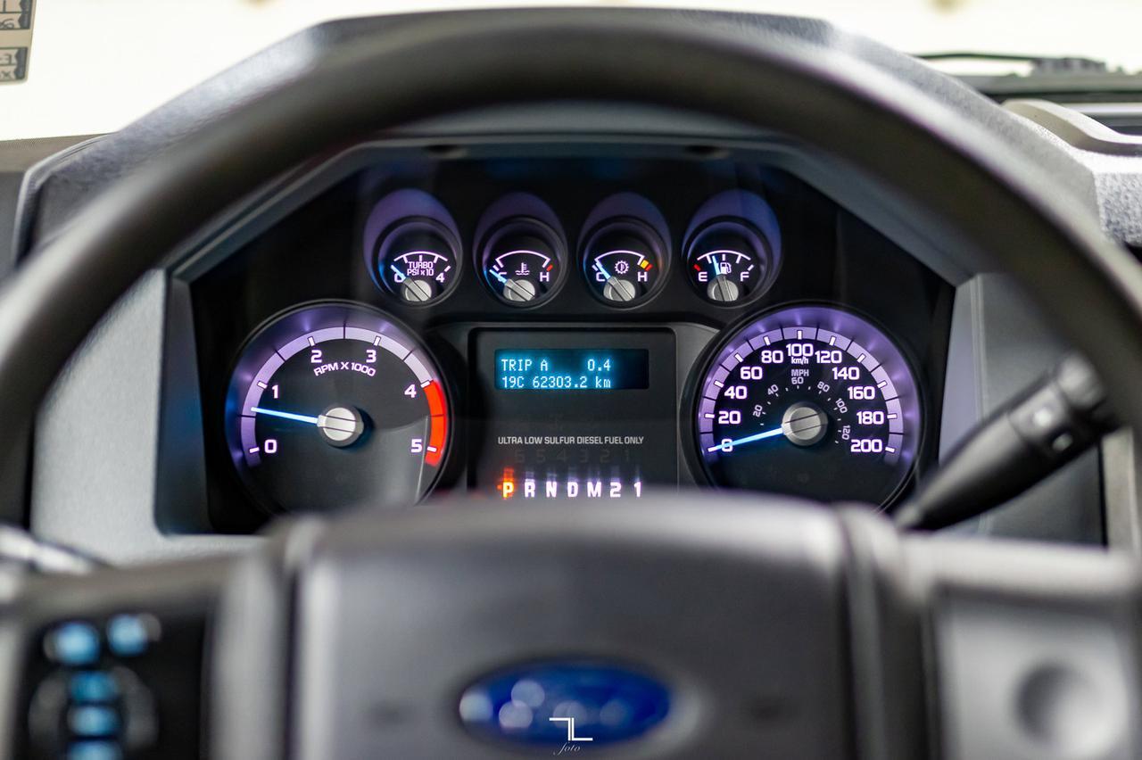 2011 Ford F-250 4x4 Crew Cab XLT Longbox Diesel Red Deer AB