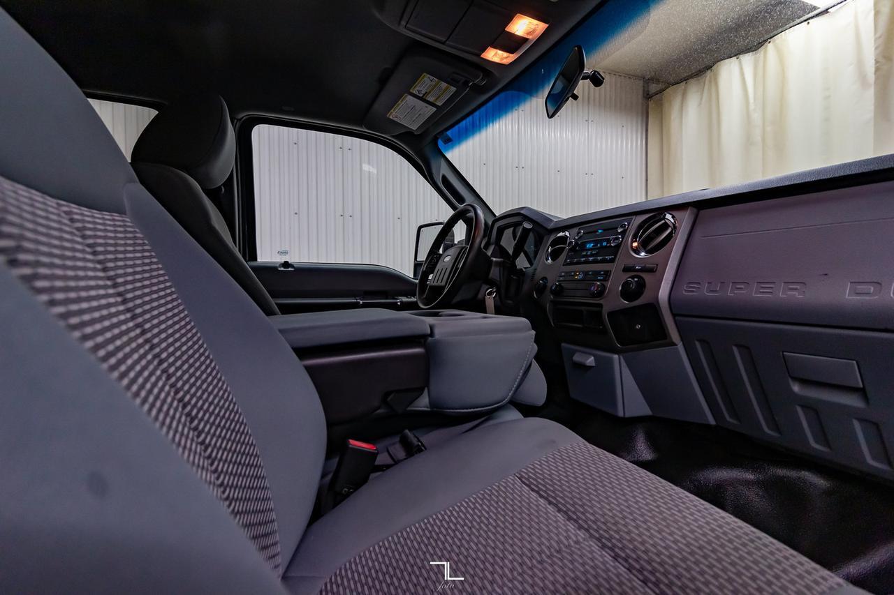 2011 Ford F-250 4x4 Crew Cab XLT Longbox Diesel Red Deer AB
