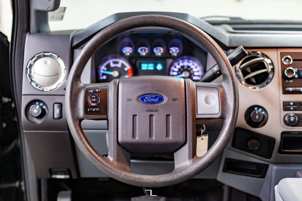 2011 Ford F-250 4x4 Crew Cab XLT Longbox Diesel Red Deer AB