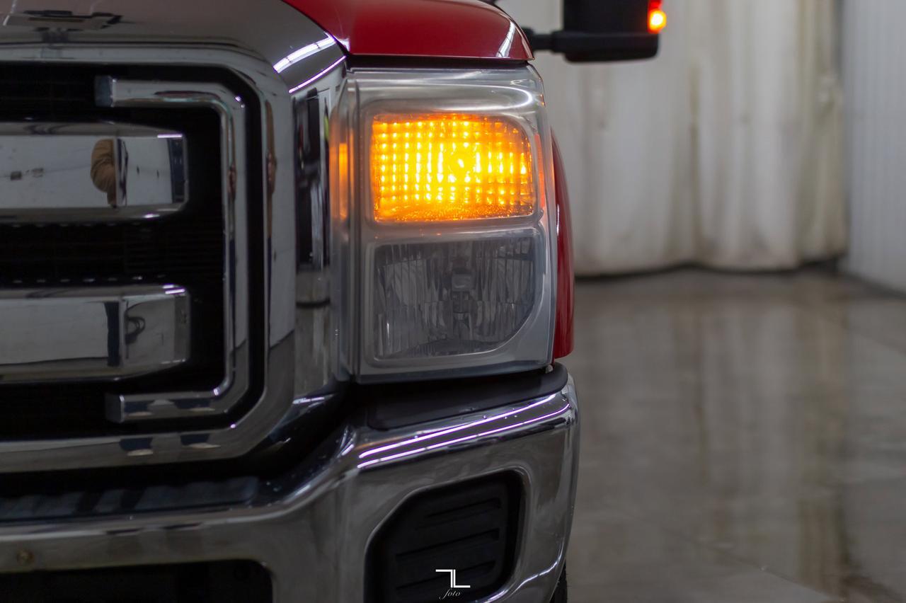 2011 Ford F-250 4x4 Crew Cab XLT Longbox Diesel Red Deer AB