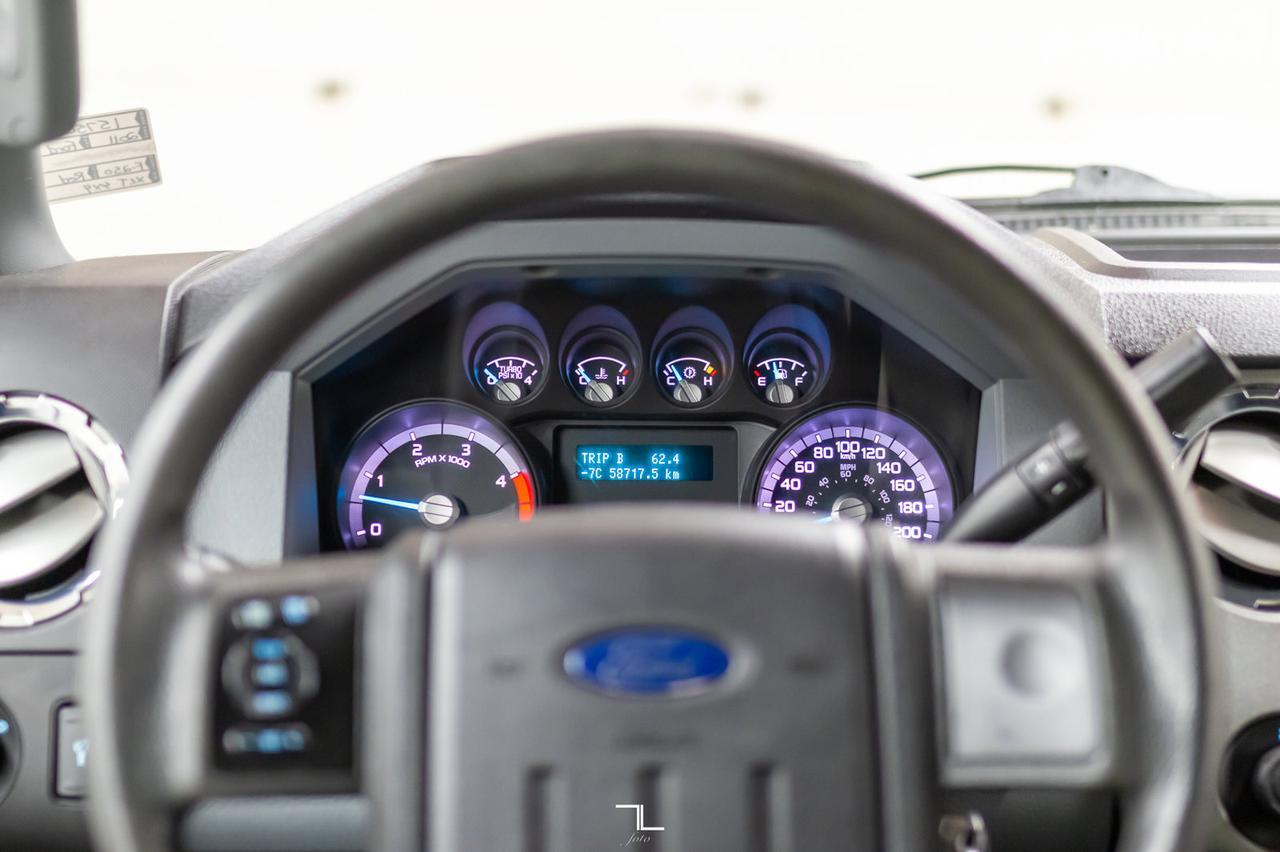 2011 Ford F-250 4x4 Crew Cab XLT Longbox Diesel Red Deer AB