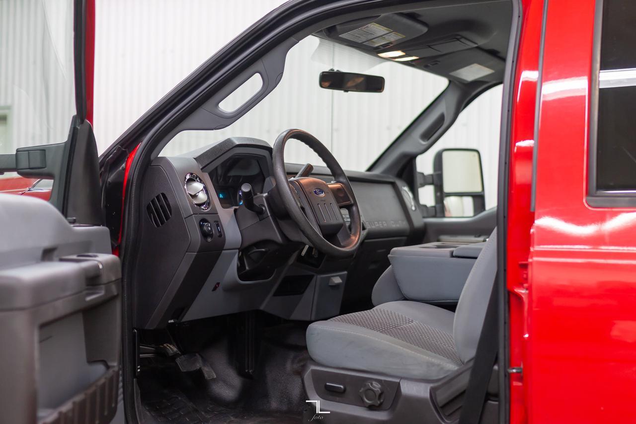 2011 Ford F-250 4x4 Crew Cab XLT Longbox Diesel Red Deer AB