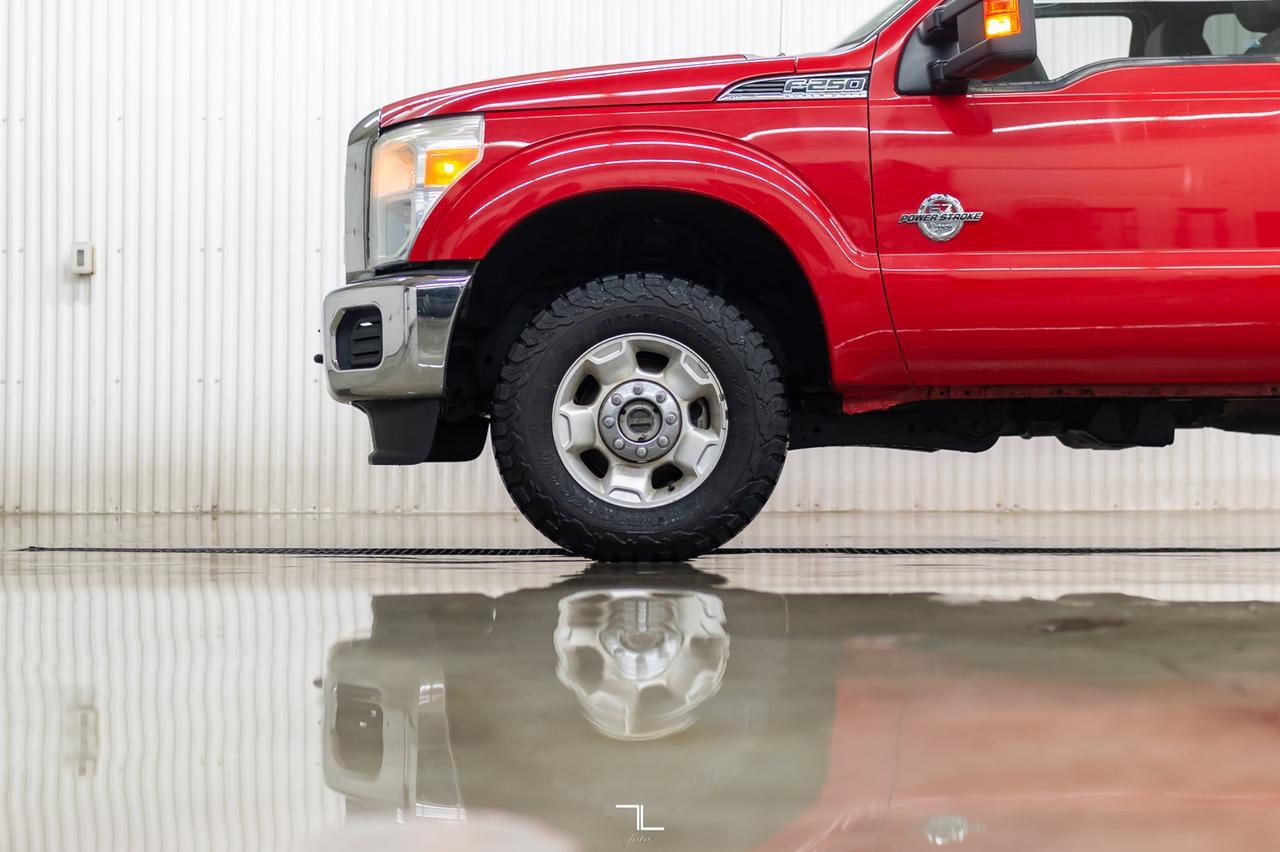 2011 Ford F-250 4x4 Crew Cab XLT Longbox Diesel Red Deer AB