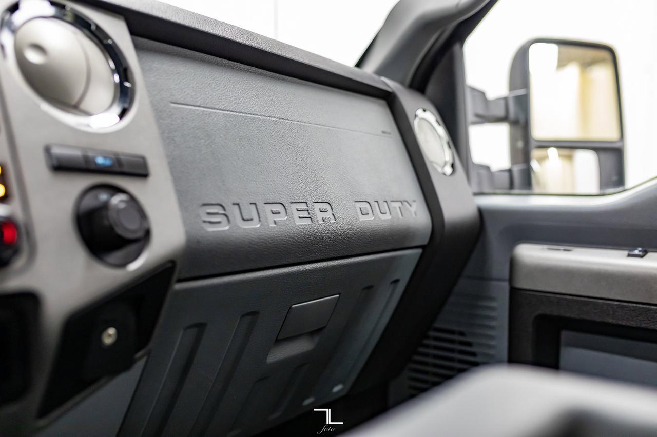 2011 Ford F-250 4x4 Crew Cab XLT Longbox Diesel Red Deer AB