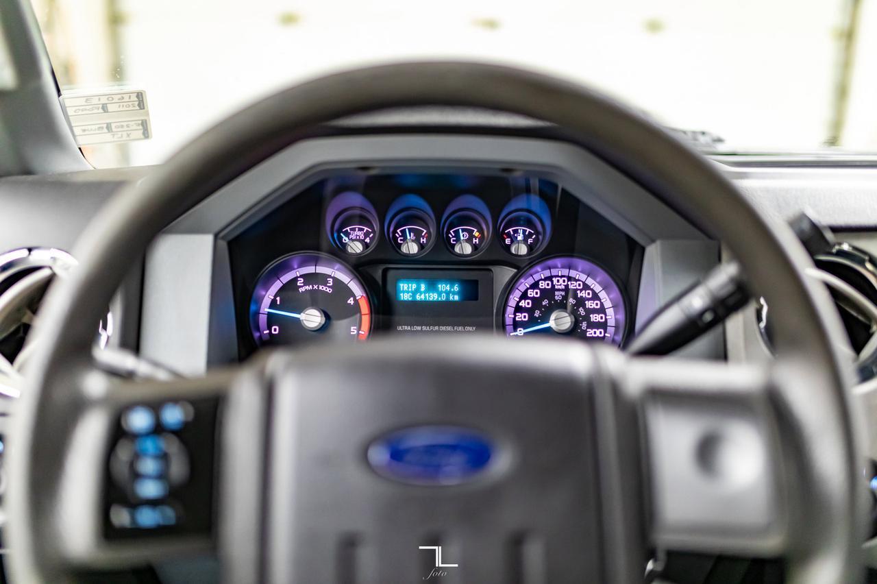 2011 Ford F-250 4x4 Crew Cab XLT Longbox Diesel Red Deer AB