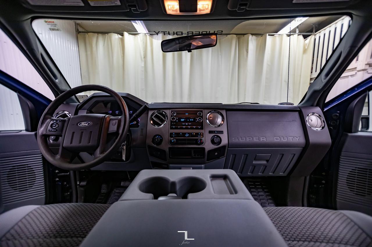 2011 Ford F-250 4x4 Crew Cab XLT Longbox Diesel Red Deer AB