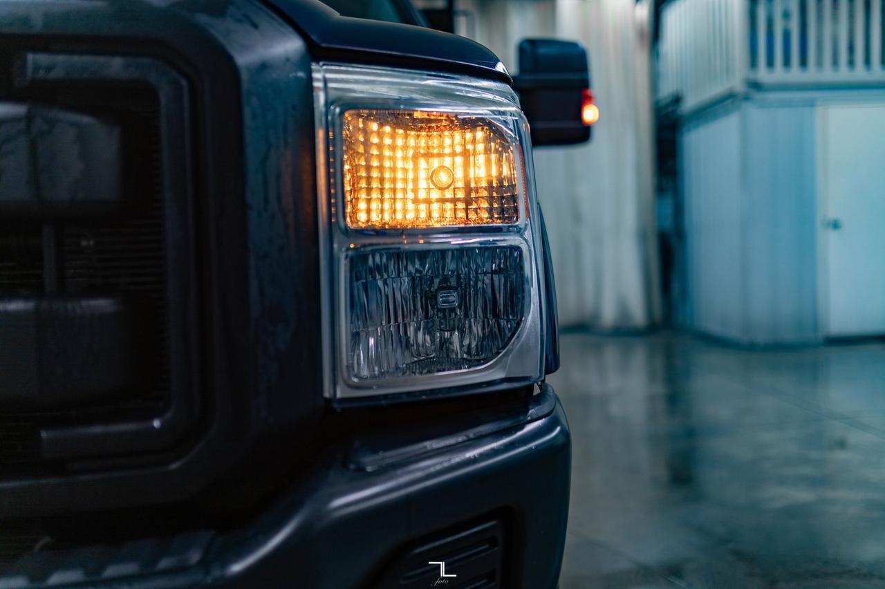 2011 Ford F-250 4x4 Reg Cab XLT Flat Deck Diesel Red Deer AB