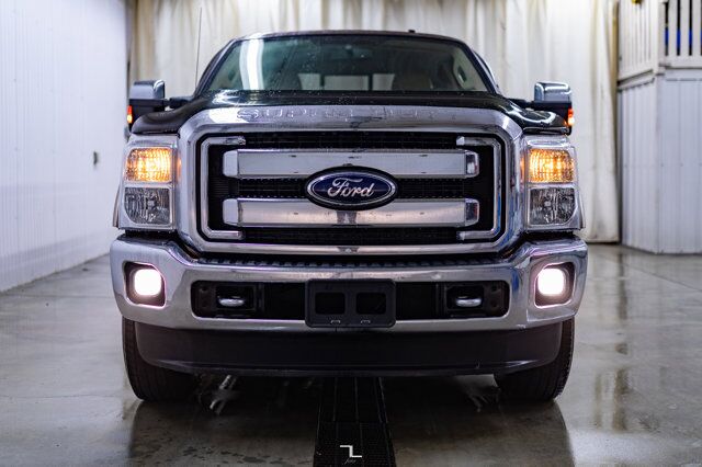2011 Ford F-250 4x4 Super Cab Lariat Leather BCam Red Deer AB