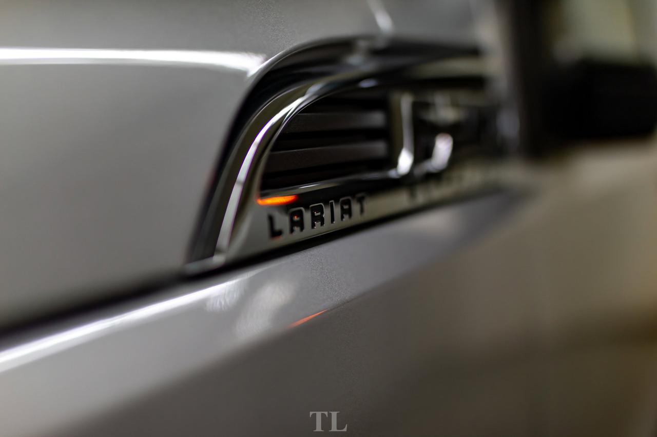 2011 Ford F-250 4x4 Super Cab Lariat Leather Nav Red Deer AB