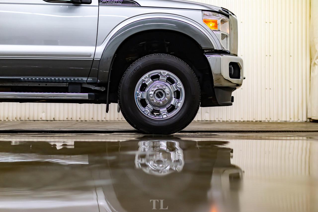 2011 Ford F-250 4x4 Super Cab Lariat Leather Nav Red Deer AB