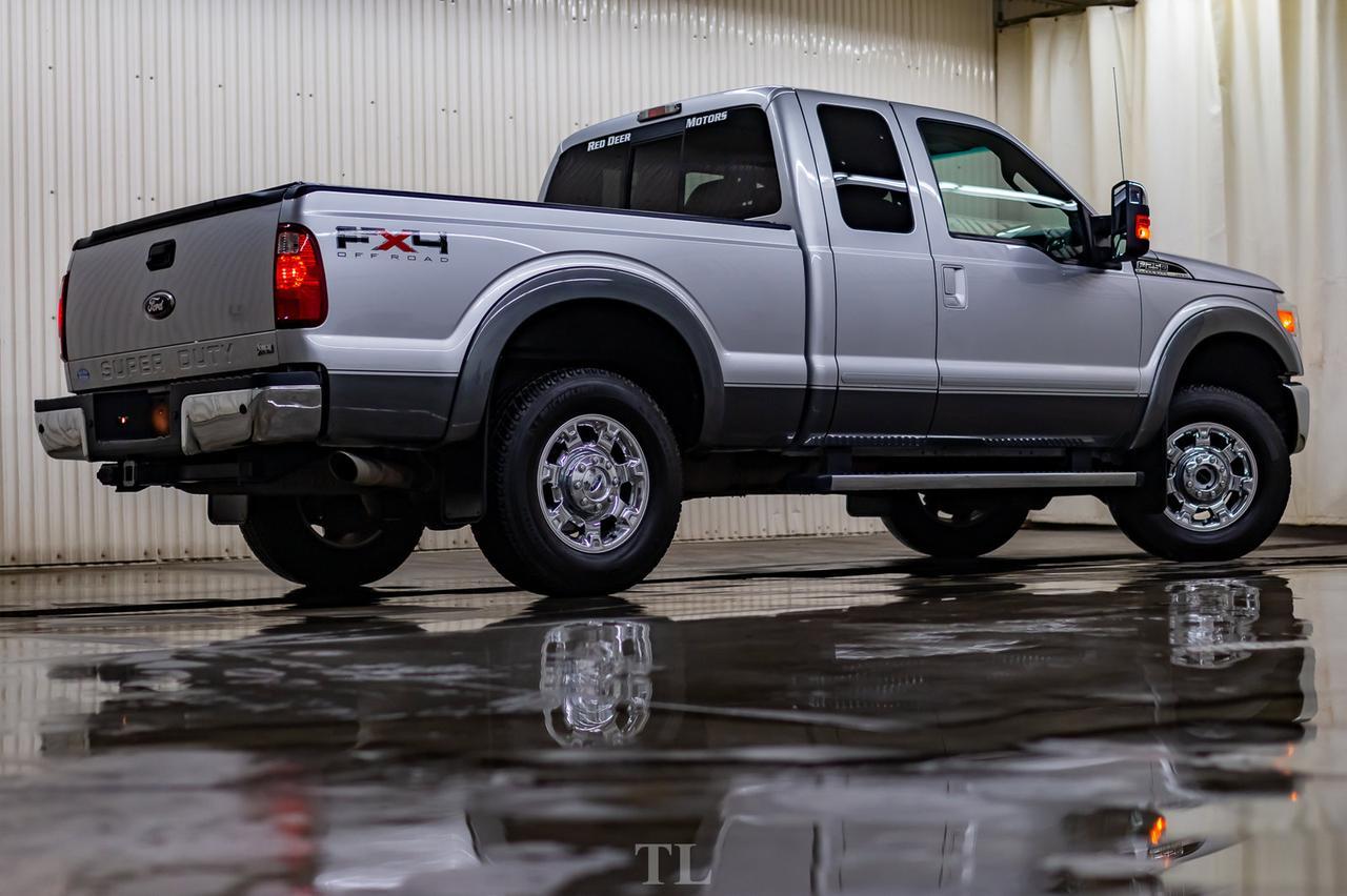 2011 Ford F-250 4x4 Super Cab Lariat Leather Nav Red Deer AB