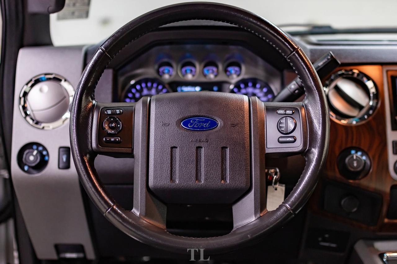 2011 Ford F-250 4x4 Super Cab Lariat Leather Nav Red Deer AB