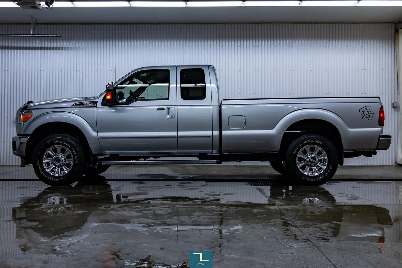 2011 Ford F-250 4x4 Super Cab Lariat Longbox Leather Nav BCam Red Deer AB