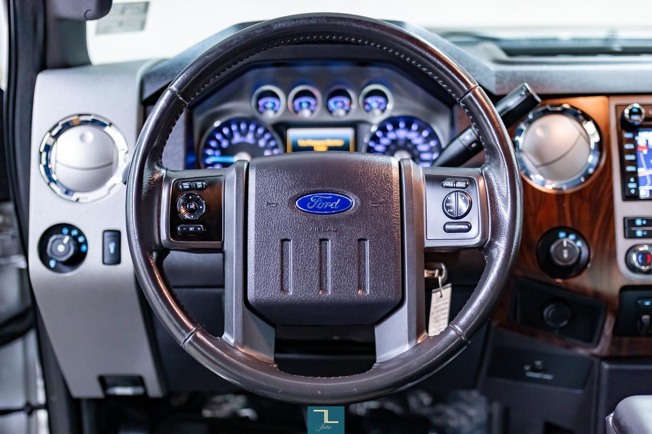 2011 Ford F-250 4x4 Super Cab Lariat Longbox Leather Nav BCam Red Deer AB