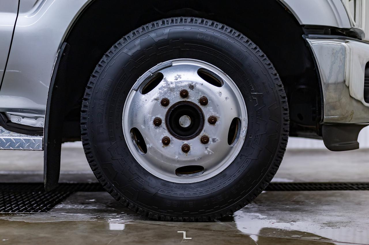 2011 Ford F-350 4x2 Reg Cab XLT Dually Red Deer AB