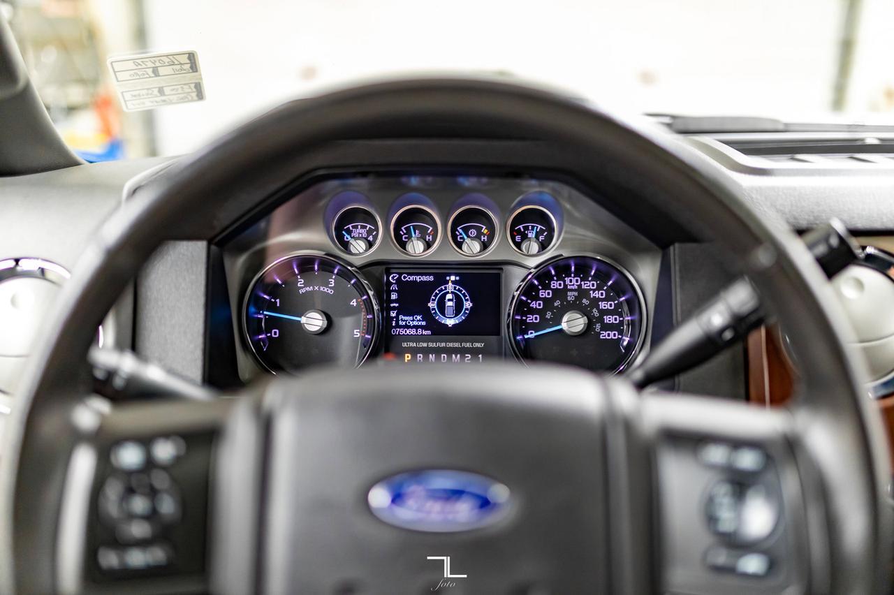 2011 Ford F-350 4x4 Crew Cab Lariat FX4 Diesel Leather Roof Nav Red Deer AB