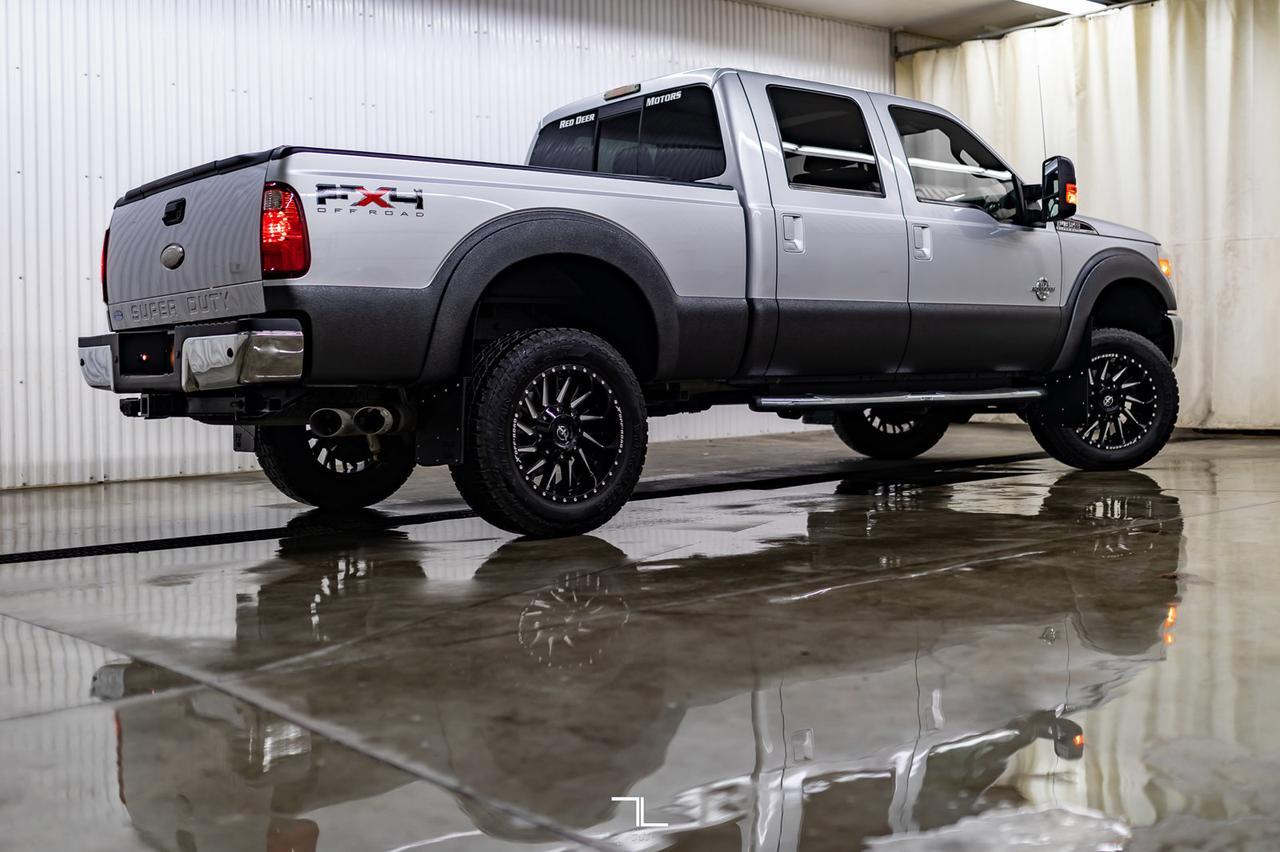 2011 Ford F-350 4x4 Crew Cab Lariat FX4 Diesel Leather Roof Nav Red Deer AB