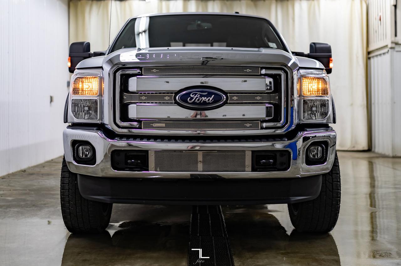 2011 Ford F-350 4x4 Crew Cab Lariat FX4 Diesel Leather Roof Nav Red Deer AB