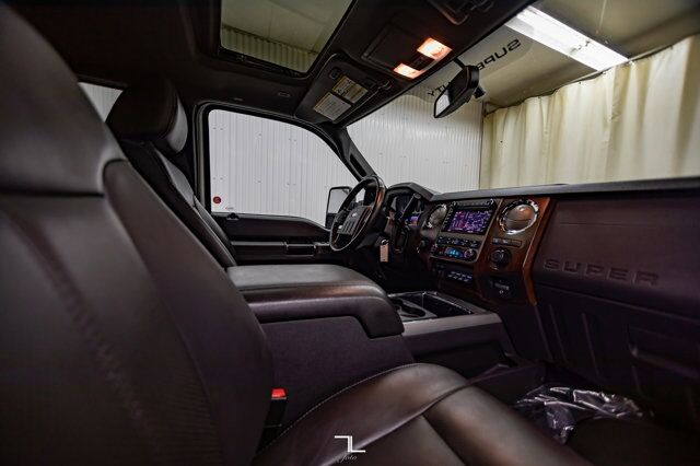 2011 Ford F-350 4x4 Crew Cab Lariat FX4 Diesel Leather Roof Nav Red Deer AB