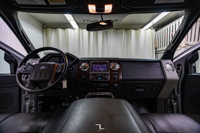 2011 Ford F-350 4x4 Crew Cab Lariat FX4 Diesel Leather Roof Nav Red Deer AB