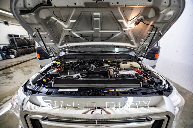 2011 Ford F-350 4x4 Crew Cab Lariat FX4 Diesel Leather Roof Nav Red Deer AB