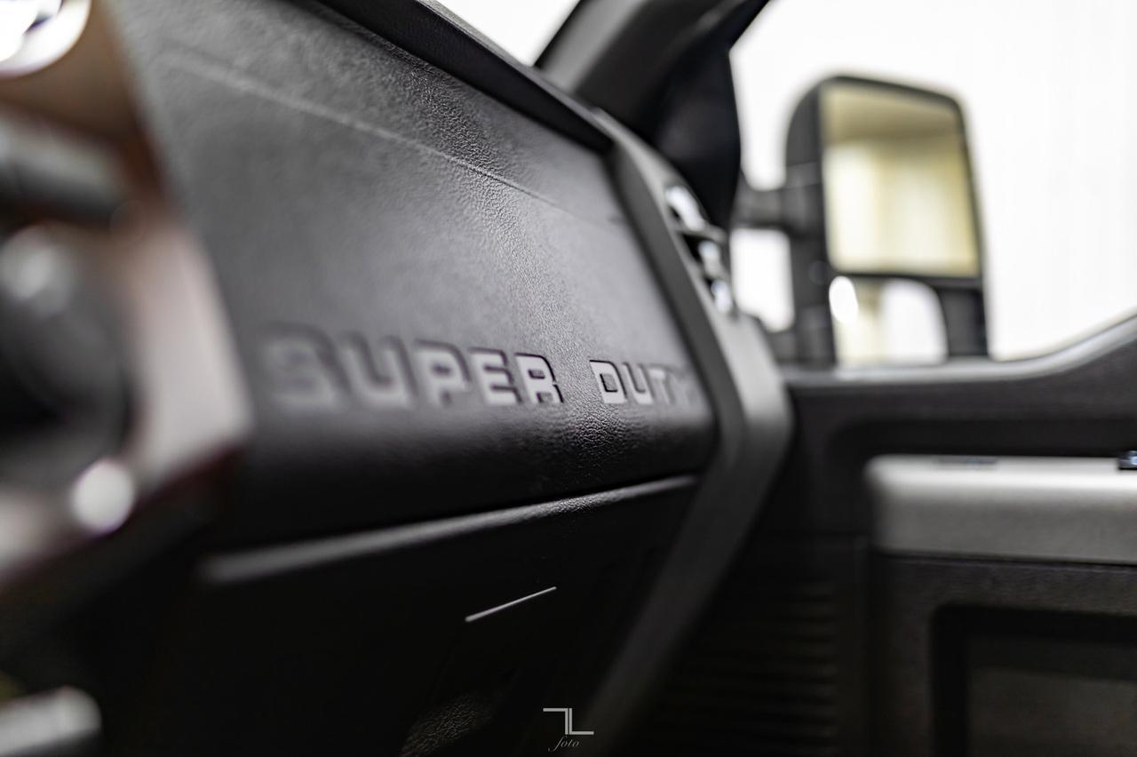 2011 Ford F-350 4x4 Crew Cab Lariat FX4 Longbox Diesel Leather Red Deer AB