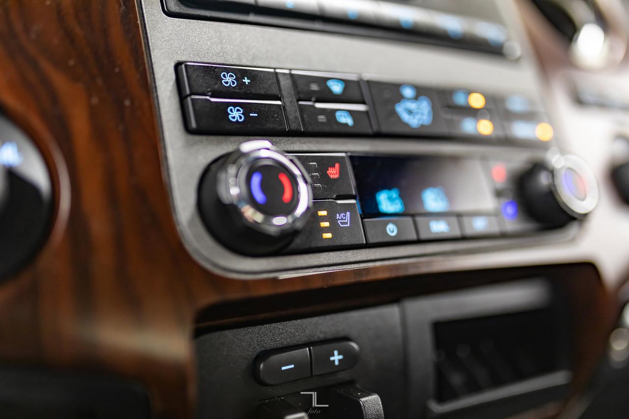 2011 Ford F-350 4x4 Crew Cab Lariat FX4 Longbox Diesel Leather Red Deer AB