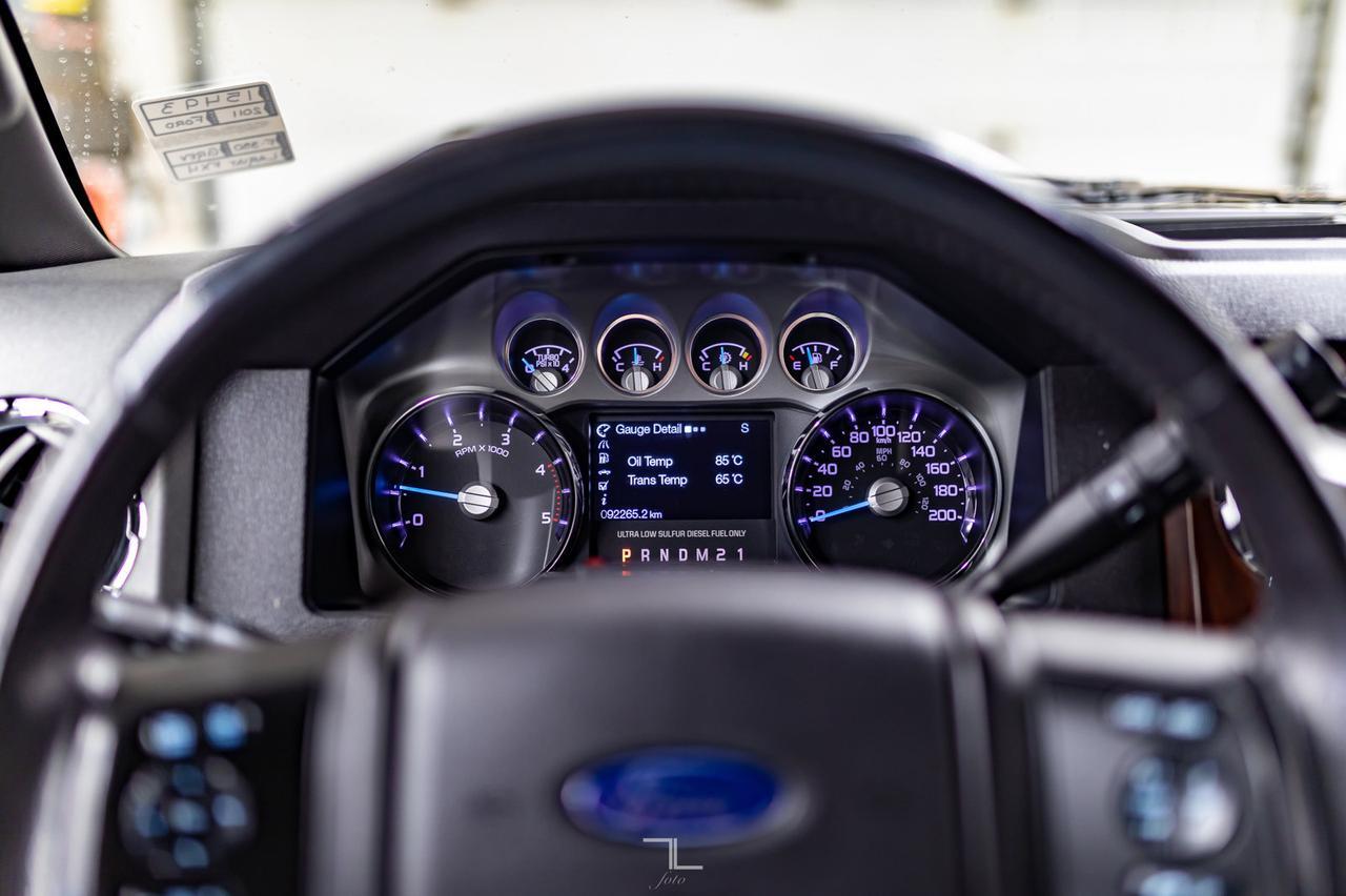 2011 Ford F-350 4x4 Crew Cab Lariat FX4 Longbox Diesel Leather Red Deer AB