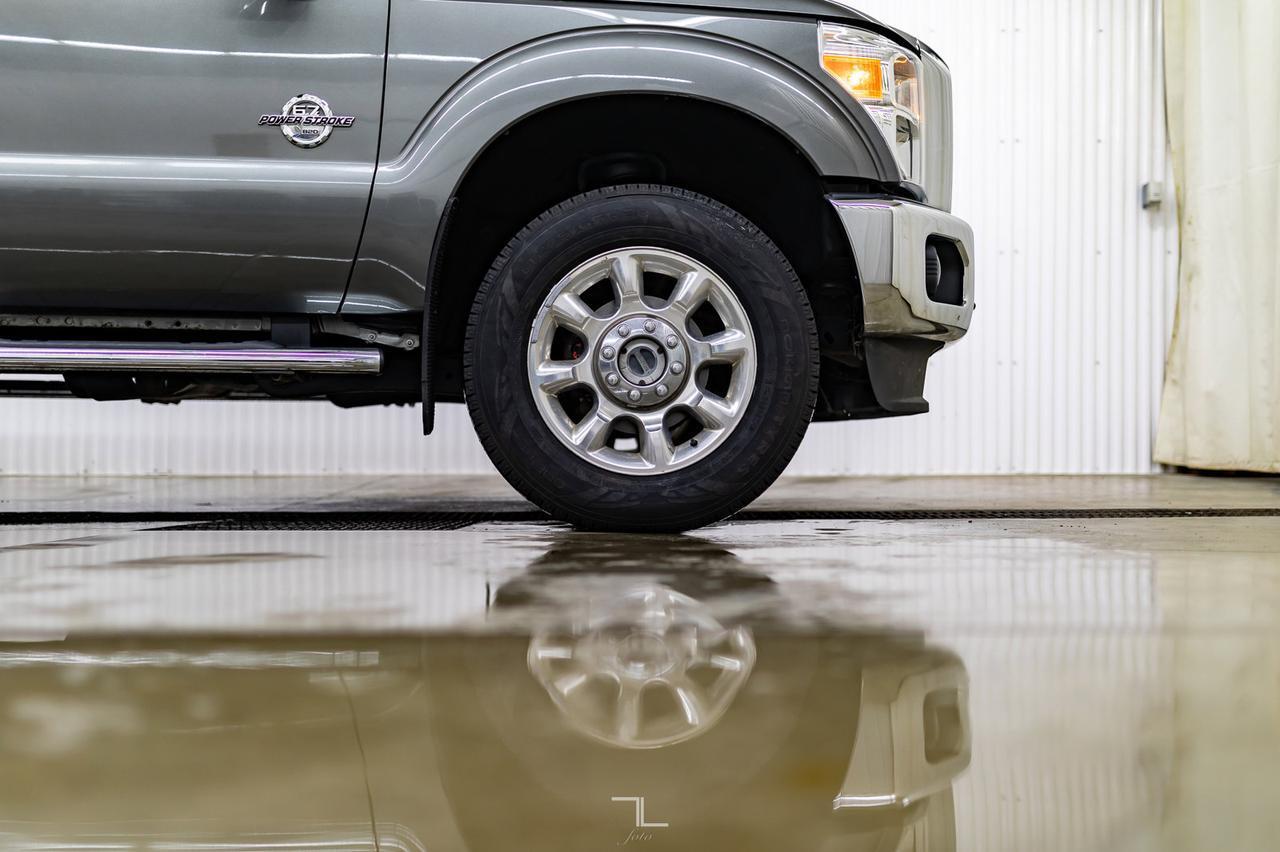 2011 Ford F-350 4x4 Crew Cab Lariat FX4 Longbox Diesel Leather Red Deer AB