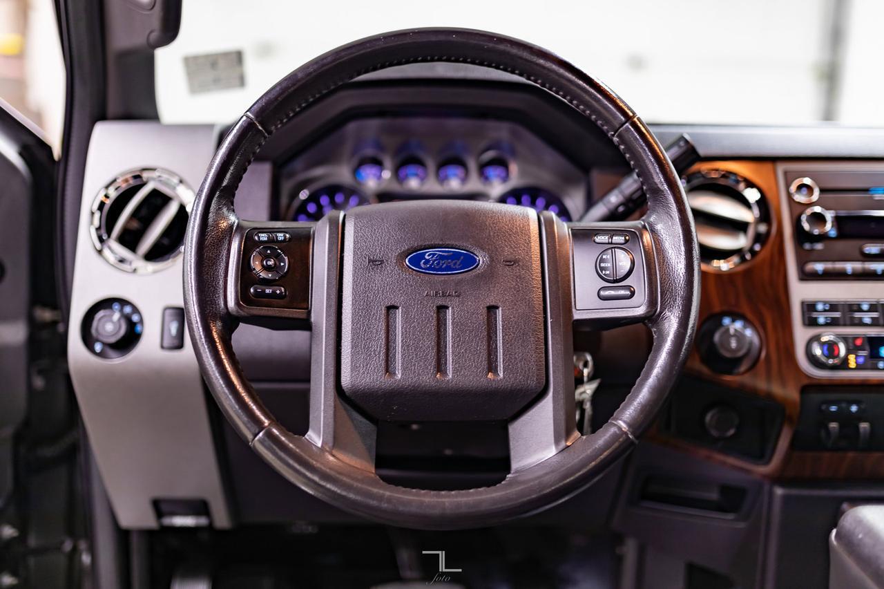 2011 Ford F-350 4x4 Crew Cab Lariat FX4 Longbox Diesel Leather Red Deer AB