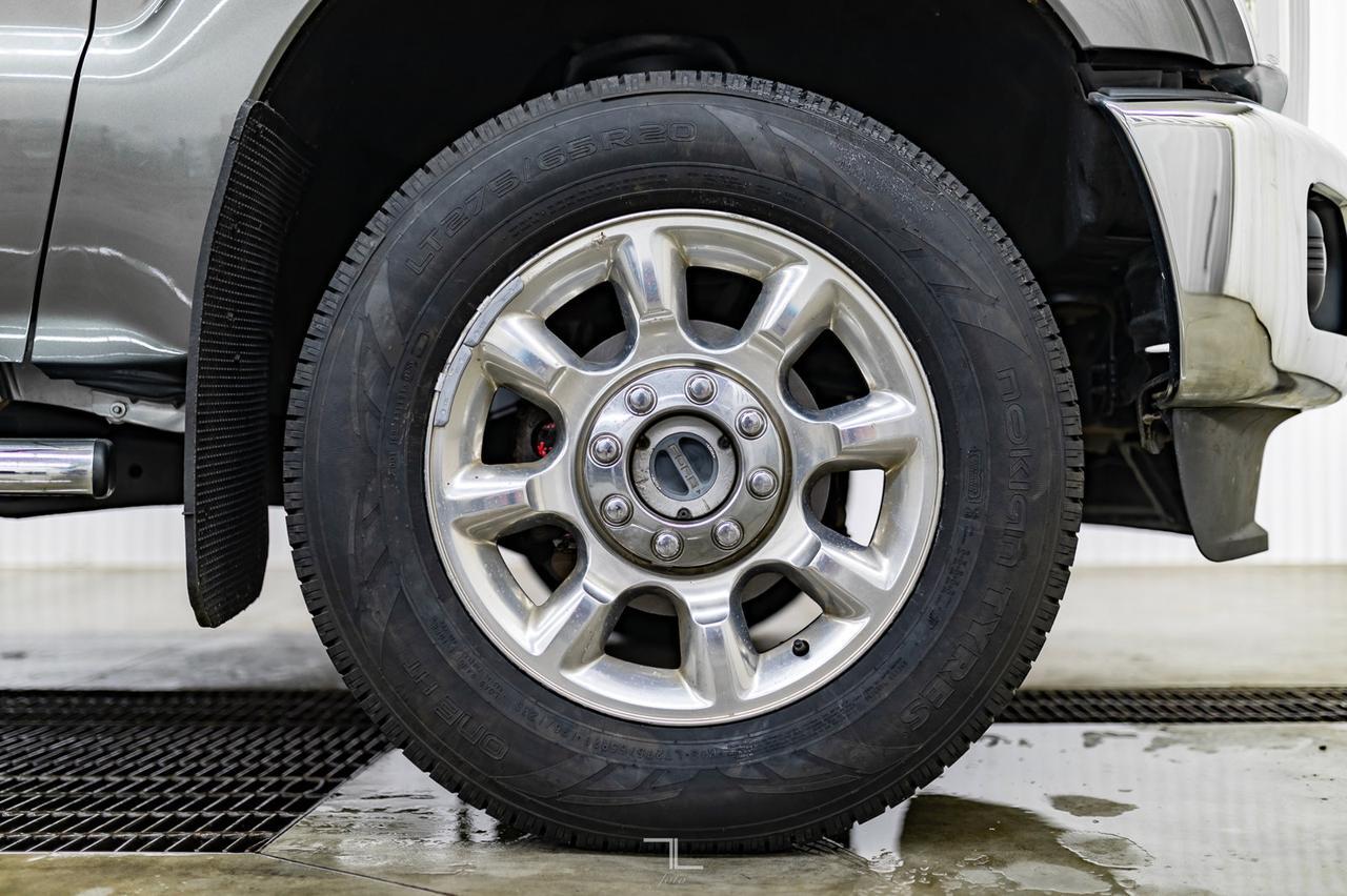 2011 Ford F-350 4x4 Crew Cab Lariat FX4 Longbox Diesel Leather Red Deer AB