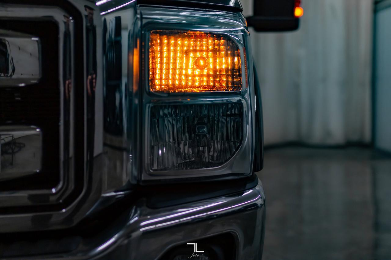 2011 Ford F-350 4x4 Crew Cab XLT Diesel BCam Red Deer AB