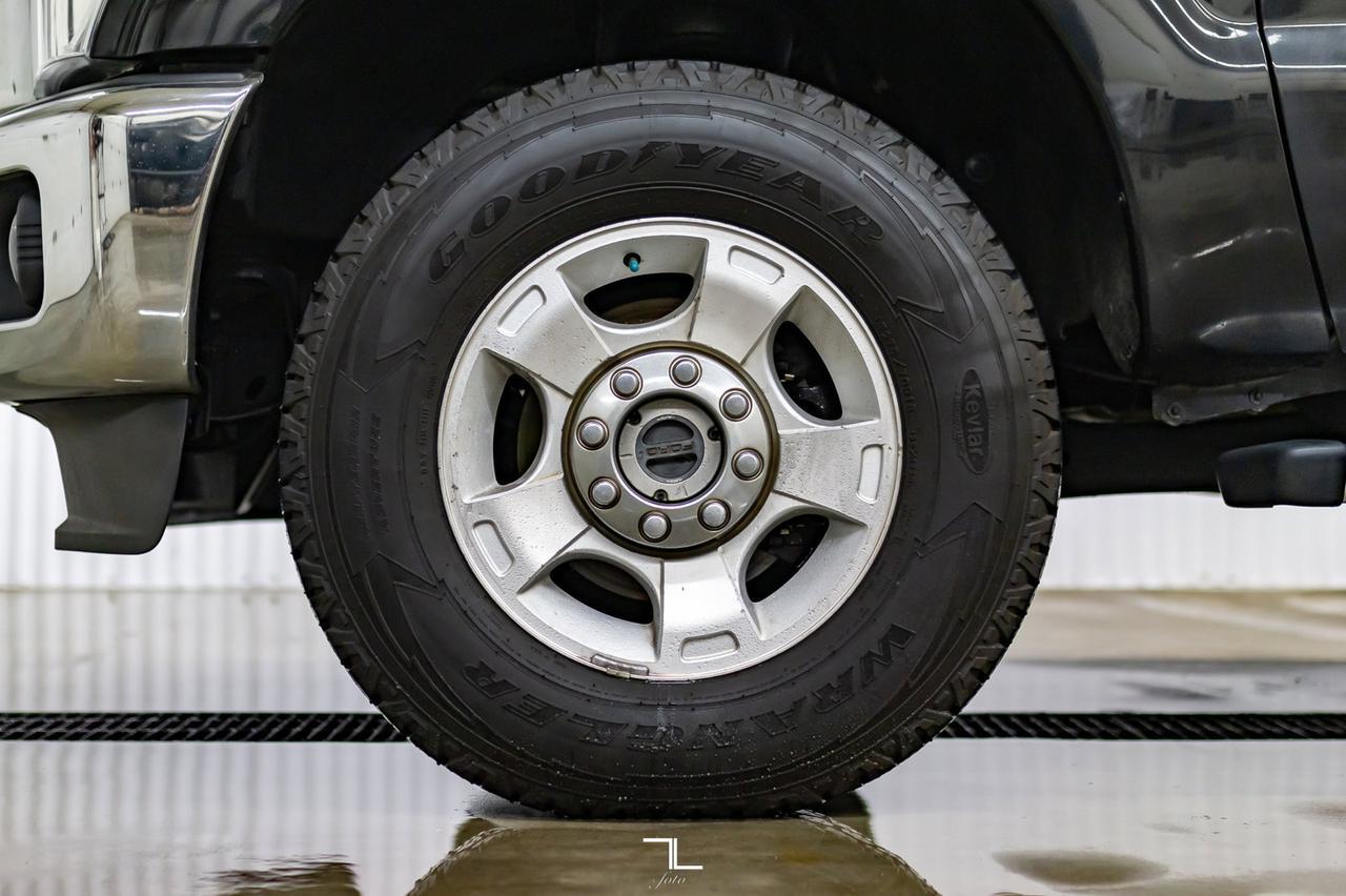 2011 Ford F-350 4x4 Crew Cab XLT Diesel BCam Red Deer AB