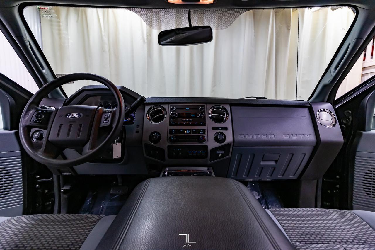 2011 Ford F-350 4x4 Crew Cab XLT Diesel BCam Red Deer AB